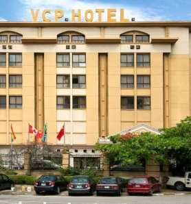 Victoria Crown Plaza Hotel